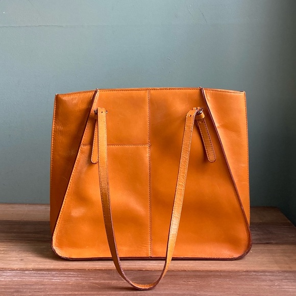 Hobo International Leather Tote Bag - Picture 7 of 8